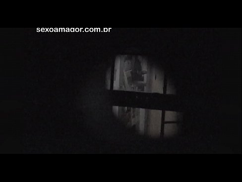 ❤️ Nalaina an-tsary mangingina nataon'ny voyeur iray miafina ao ambadiky ny biriky poakaty i Blondie ️❌ Sluts aminay