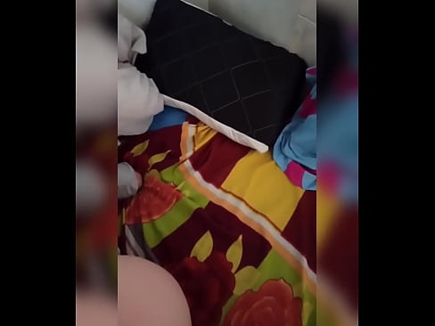 ❤️ Mijanona irery ao an-trano ny mpiara-mianatra amiko satria mandeha vakansy ny vadiny ary manararaotra mifoka azy sy mameno ronono ny borikiny aho. ️❌ Sluts aminay